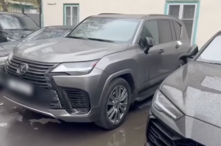 Lamborghini, Mercedes, асыл тұқымды жылқылар: депутат бюджет қаржысын жымқырды деген күдікке ілінді