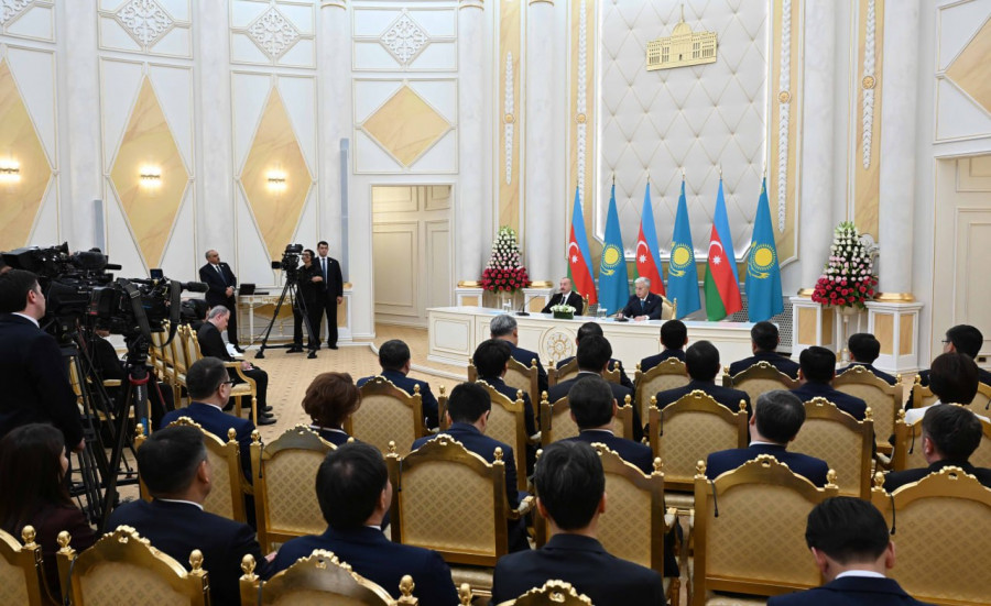 Тоқаев пен Әлиев брифинг өткізді: ең маңызды мәлімдемелер