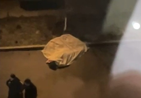 Алматыда 9-қабаттан құлаған 18 жастағы қыз аман қалды