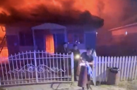 Талдықорғанда өртеніп жатқан үйден ер адам құтқарылды