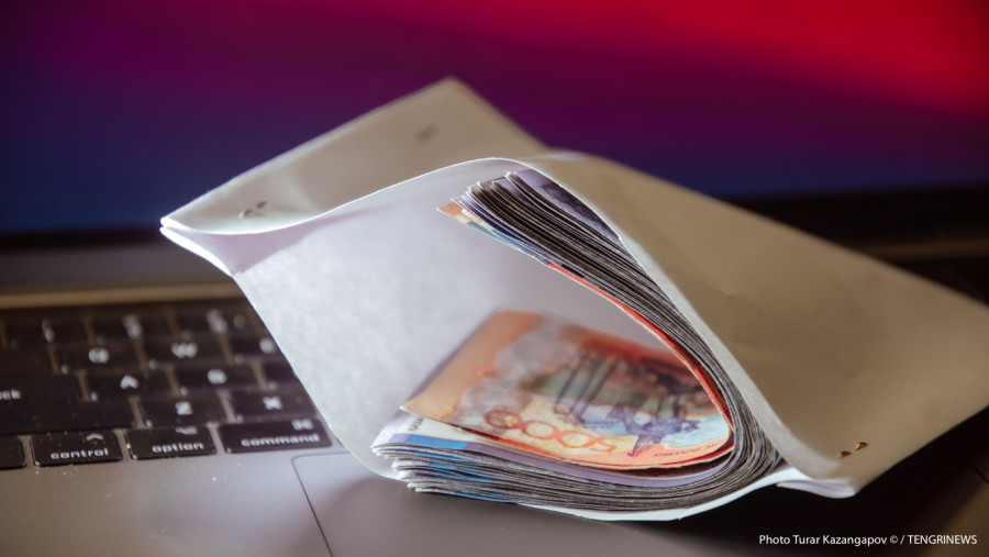 Қолды болған 191 млн теңге және 16 млн теңге пара: Түркістан облысында шенеуніктер тергеліп жатыр