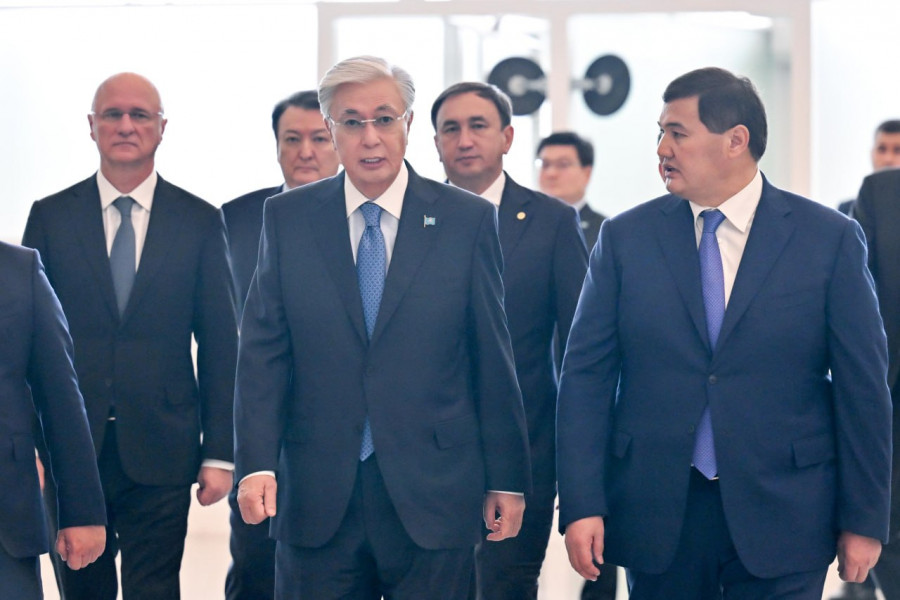 Тоқаев Қызылордадағы әуежайдың жаңа терминалын аралады