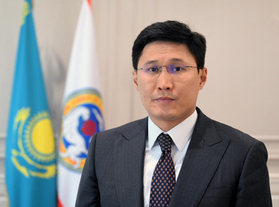 Сатыбалды ауыс-түйіс жүргізіп жатыр: Бостандық ауданына жаңа әкім келді