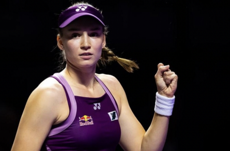 Елена Рыбакина WTA Қорытынды турнирінің финалына шықты