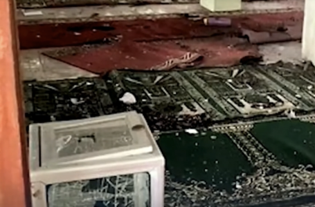 Джакартада жұма намаз кезінде мешітте жарылыс болды