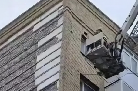 Астанада фельдшердің басына кондиционер құлады: оның жағдайы айтылды