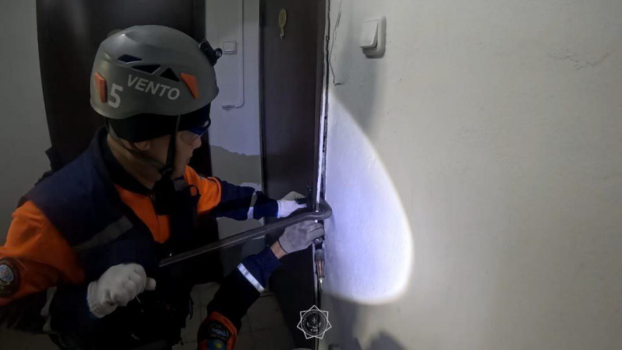 Абай облысында үйде жалғыз қалған балалар құтқарылды