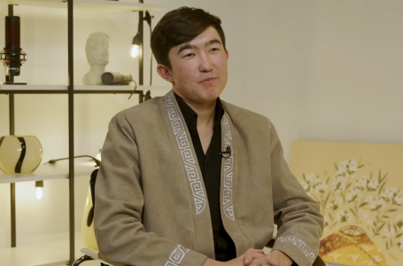 “От салғандар көп болды“. Қойшы бала атанған Айдос Кәден Жігер Ауыпбаевпен арадағы жайтты ашық айтты