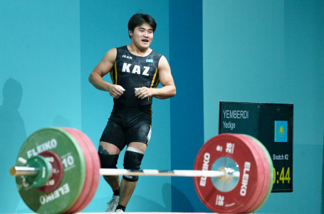 Едіге Емберді жарақатына қарамастан жүлдеге қол жеткізді