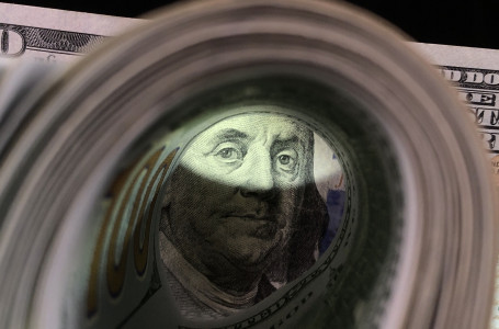 Доллар бағамы тағы төмендеді