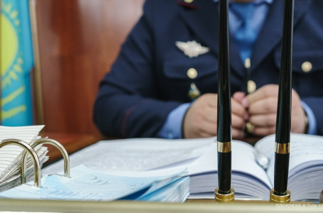 Маңғыстауда лауазымды полицейлер “қылмыстық топ құрды“ деп айыпталды: Ақтауға комиссия барды