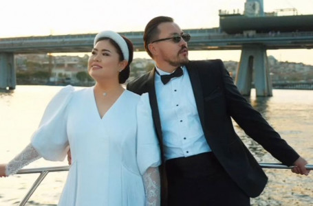 “Дәл өзіңдей хәм ханша енді маған кездеспейді“. Олжас Абай Дариға Бадықоваға арнап жазба жариялады