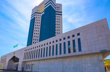 Инфляцияны тұрақтандыру, азаматтар табыс табуына жағдай жасау: Президент Үкіметтің міндетін атады