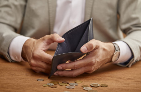 Назарбаевтың немере інісі өзін банкрот деп тану туралы өтініш берген