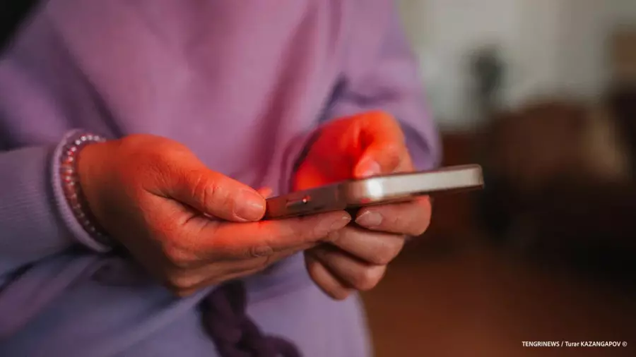 1414-тен келетін SMS-тер: азаматтарға маңызды ескерту жасалды