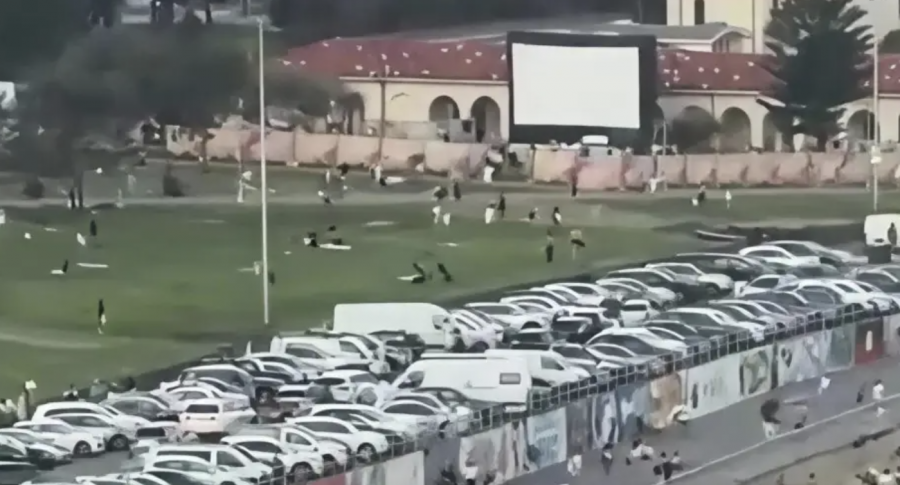 Жағажайда белгісіз адамдар оқ жаудырды: қаза тапқандар мен жараланғандар бар