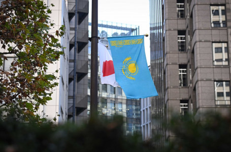 Жапонияның Токио қаласында Қазақстанның туы ілінді