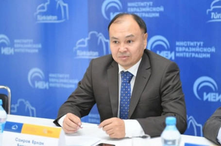 “Бұл не деген бассыздық?“ Депутат руға бөлінуді насихаттайтын фильмді сынады