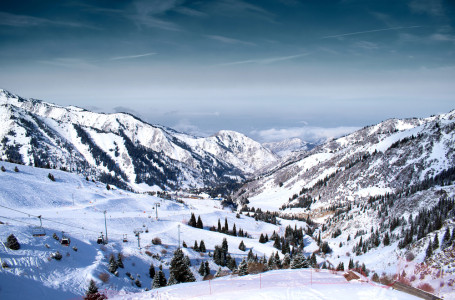 Сноуборд тебуге шыққан: Алматы тауында жоғалған қыз өлі табылды