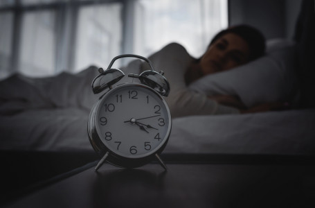 Мамандар ұйқысыздықпен күресудің тосын тәсілін айтты