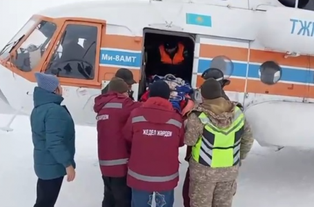 ШҚО-да жүкті әйел ауруханаға тікұшақпен жеткізілді