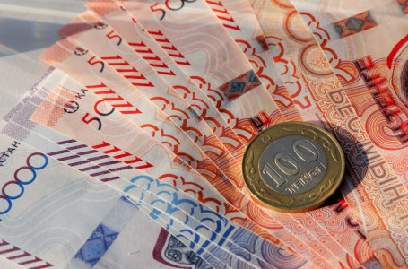 Әлеуметтік төлем алу үшін қалай өтініш беру керек?