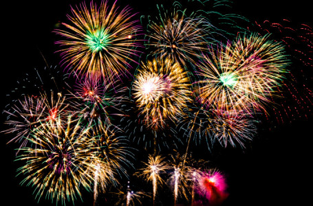 Ойыннан от шықты: отшашу атқан екі бала жарақат алды