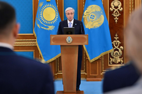Тоқаев прокуратура мен күштік құрылым қызметкерлеріне пәтер кілтін табыстады