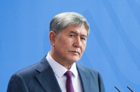 Садыр Жапаров Алмазбек Атамбаевты “Қырғызстанның Батыры“ атағынан айырды