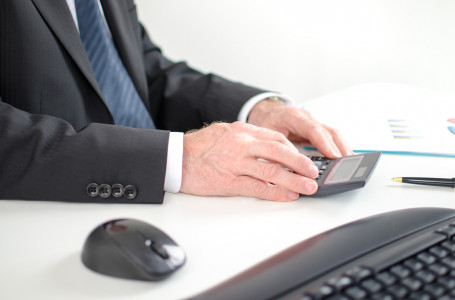 Қазақстанда 63 жастан асқан қанша студент бар?