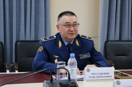 Асқар Мұстабеков қорғаныс министрінің орынбасары болып тағайындалды