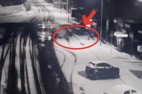 Талдықорғанда ер адам 30 минут бойы банкоматты қиратпақ болған (видео)