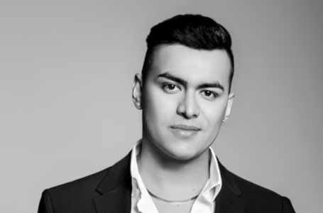 Колумбияда ұшақ апатынан танымал әнші мен оның музыканттары қайтыс болды