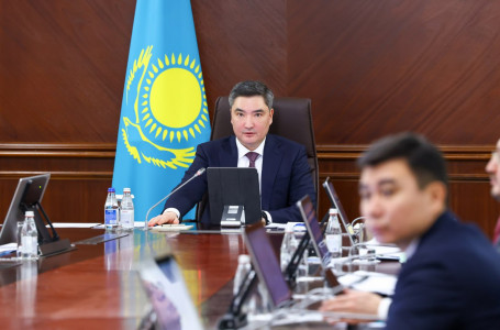 “Өңір әкімдіктері не мердігер дұрыс жұмыс істемей отыр“: Бектенов Үкімет отырысында кімдерді сынады?