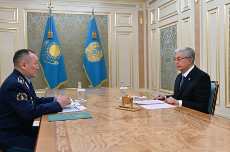 Қорғаныс министрі Қосанов Тоқаевқа армияның жауынгерлік әзірлігі туралы есеп берді