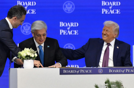 Тоқаев Трамппен не туралы сөйлескені белгілі болды