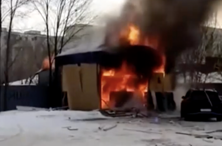 Қарағандыда газ баллоны жарылып, екі адам көз жұмды