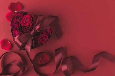 Сыйлық аламын деп сан соғып қалмаңыз: ғашықтар күні қарсаңында ескерту жасалды