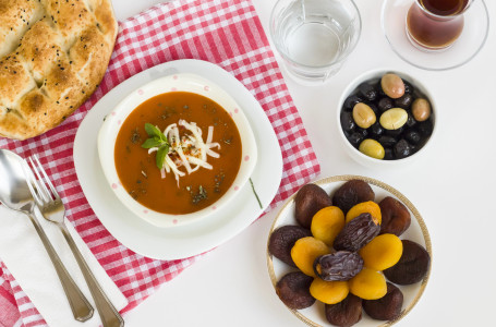 Ораза 2026: ауызашарда тамақтан уланбау үшін не істеу керек?