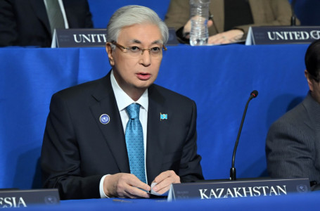 Тоқаев Бейбітшілік кеңесінің алғашқы отырысында сөз сөйледі