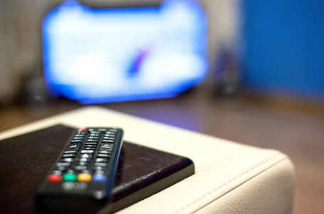 “Пультпен ұрған“. Петропавлда 52 жастағы тұрғынның өліміне қатысты іс тергеліп жатыр