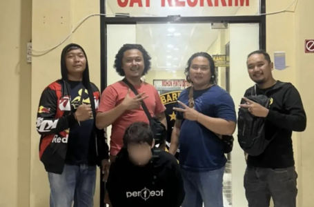  Жұмбақ жағдайда жоғалған отбасы: Индонезия полициясы күдікті күйеу бала ұсталған сәтті көрсетті