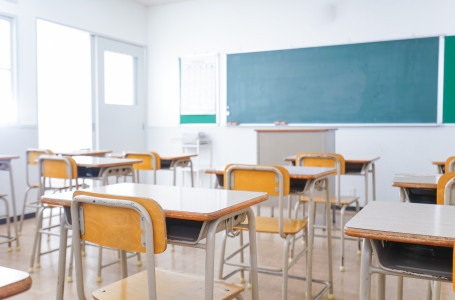 Шымкентте 7 жасар оқушының айтқанынан кейін мұғалім ұсталды: министрлік не дейді?