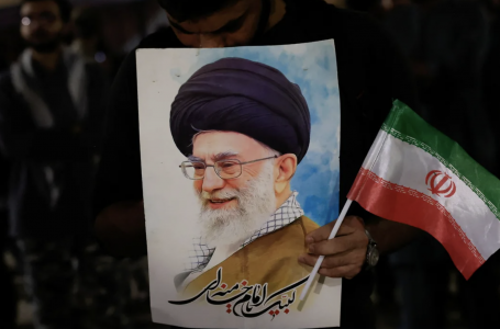 Иран Хаменеидің өлімін растады: елде аза тұту жарияланды