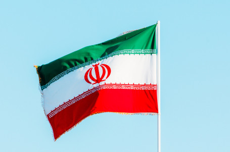 Әли Хаменеидің қазасы: Иранды уақытша кеңес басқарады