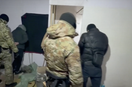 Әкесі ұлына есірткі өндіруді үйреткен: Ақмола облысында ірі зертхана әшкере болды (видео)