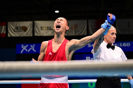 Олимпиада чемпионы Бақыт Сәрсекбаев жас боксшыларға баға берді