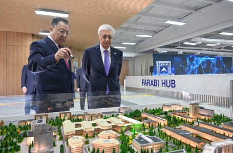 Тоқаев әл-Фараби атындағы Қазақ ұлттық университетіне барды