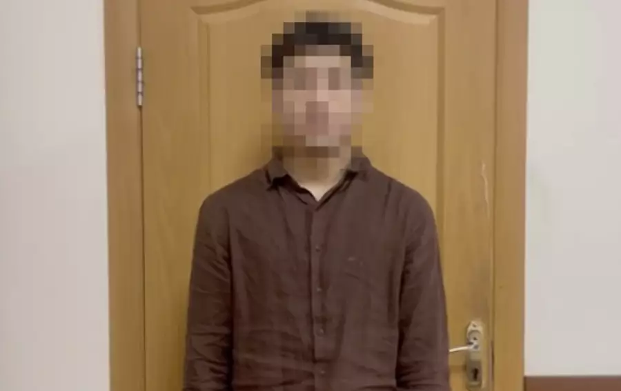 “Әскерде зорлық көрдім“: Threads-тегі жантүршігерлік жазбаның авторы ұсталды