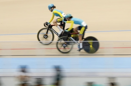 Әнел Тәшбай мен Аружан Қабдулова Азия чемпионатында топ жарды